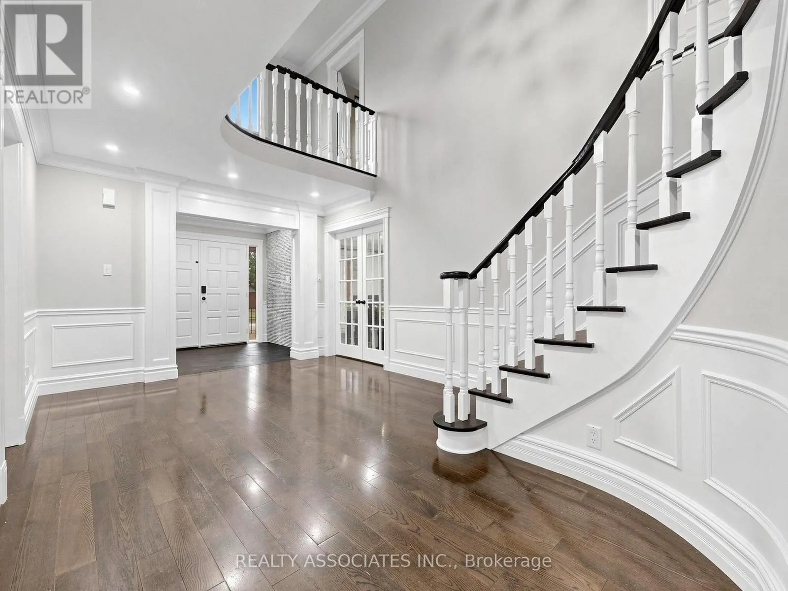 96 ZINNIA PLACE S
