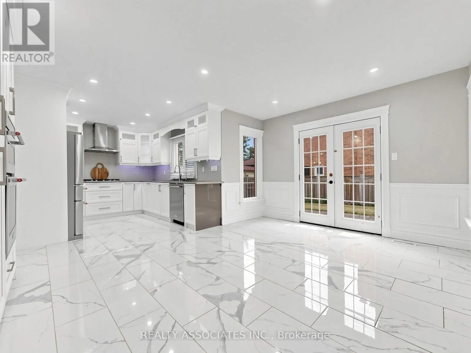 96 ZINNIA PLACE S