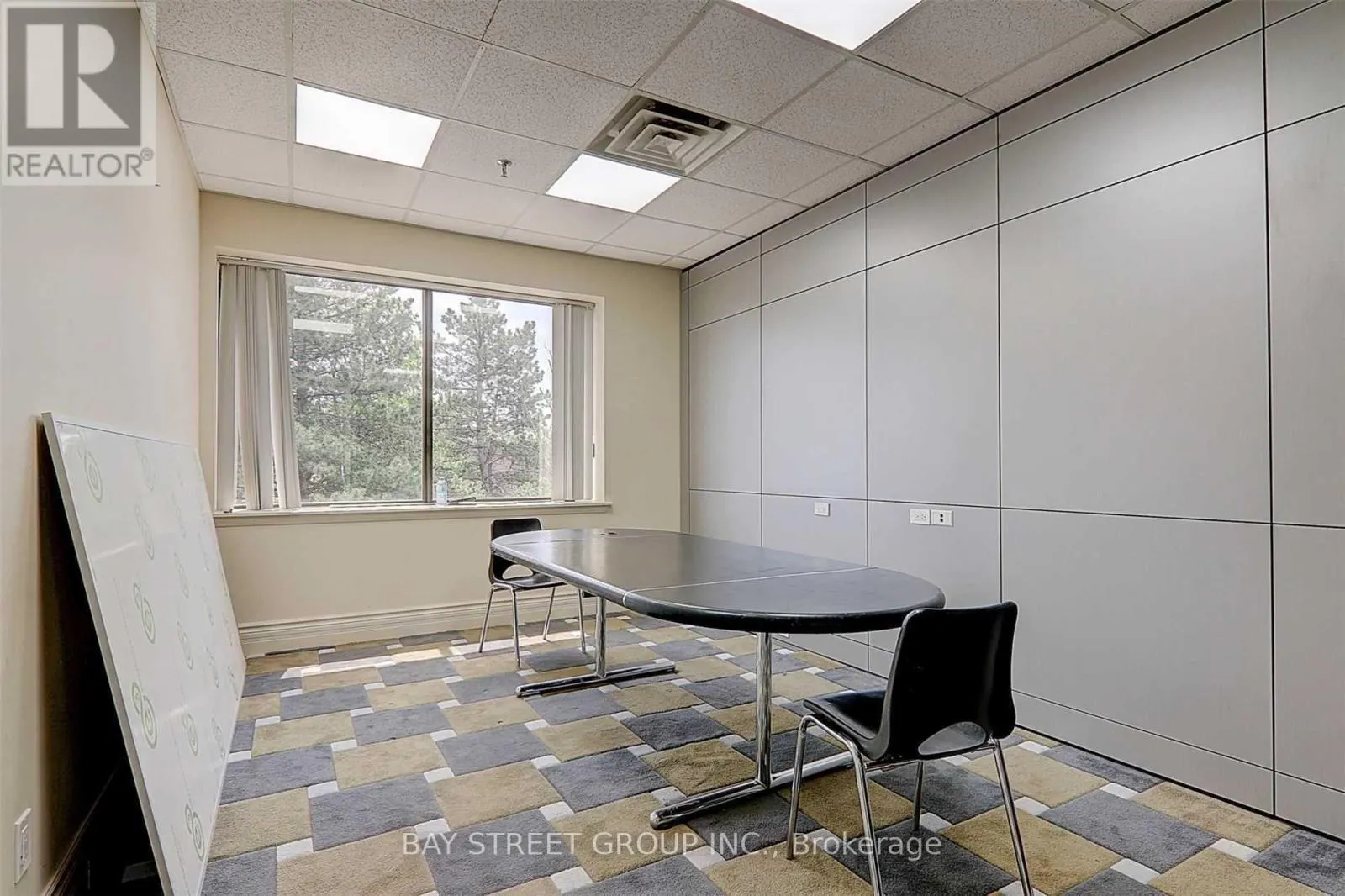 2ND FL A - 20 EAST BEAVER CREEK ROAD