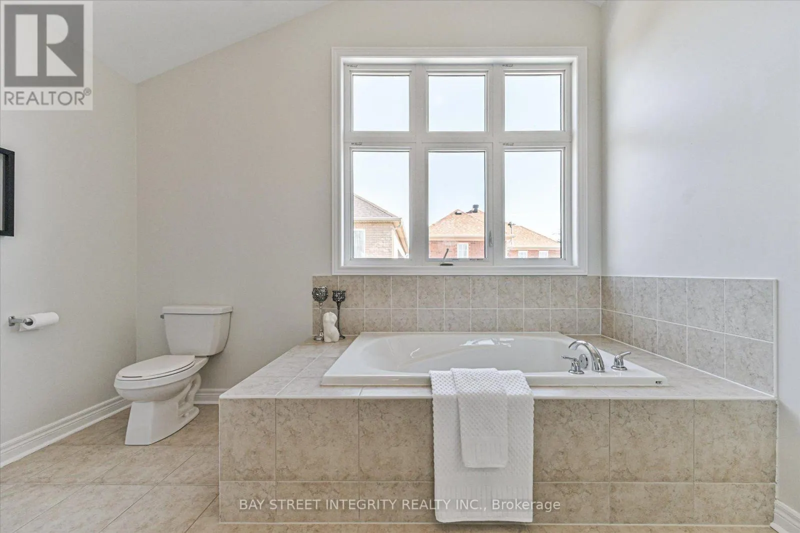 371 WILLIAM FORSTER ROAD