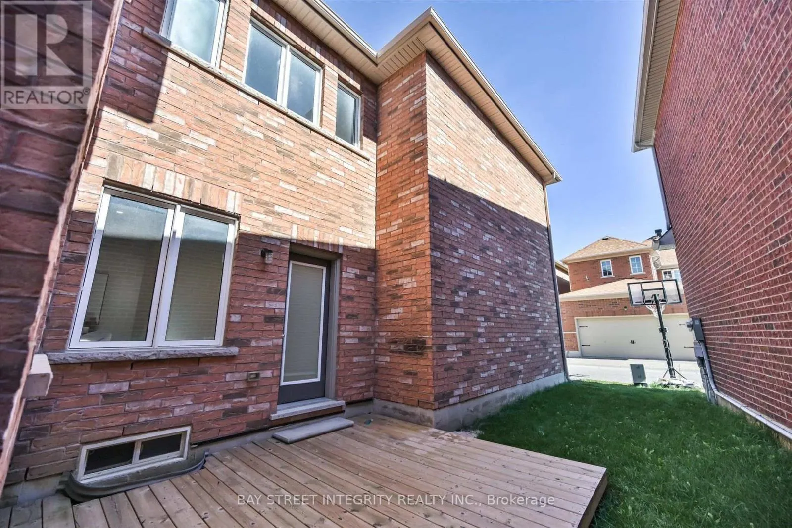 371 WILLIAM FORSTER ROAD