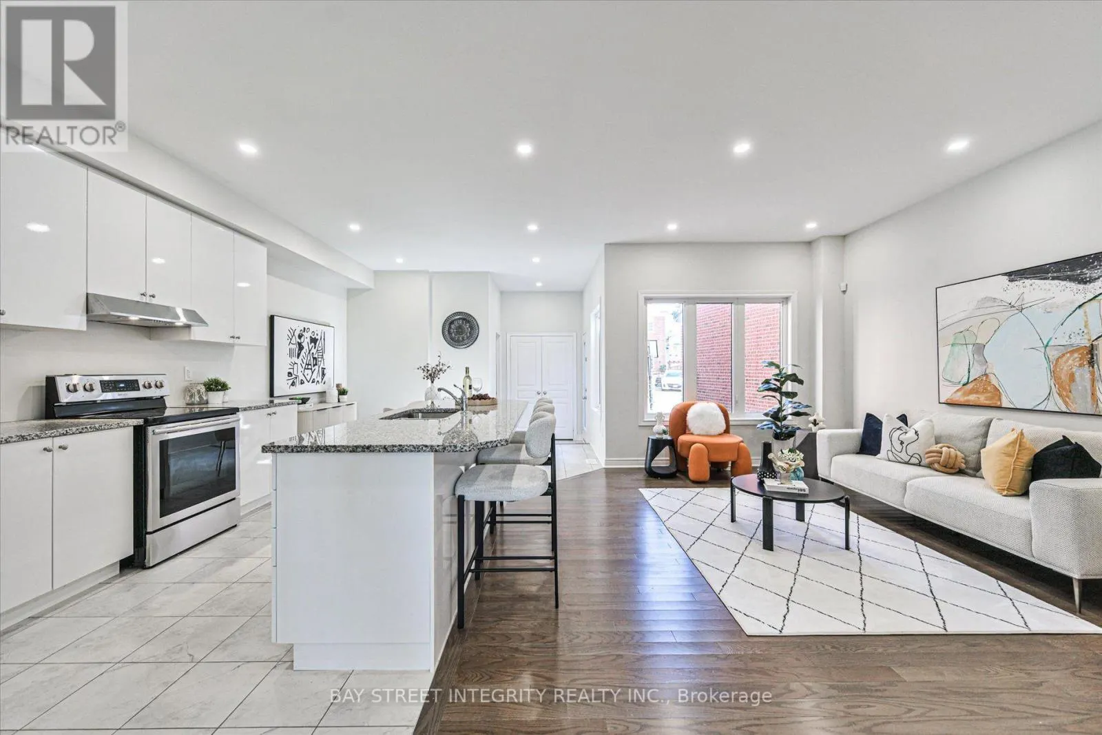 371 WILLIAM FORSTER ROAD