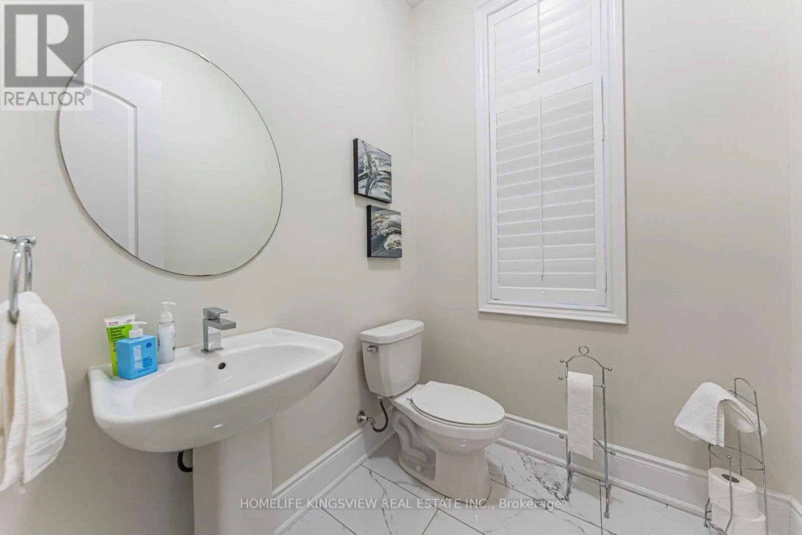 61 ROSS VENNARE CRESCENT