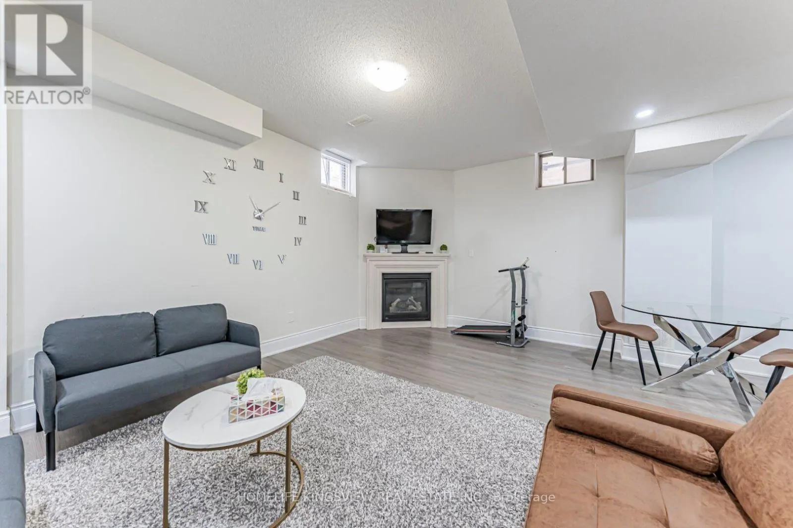61 ROSS VENNARE CRESCENT