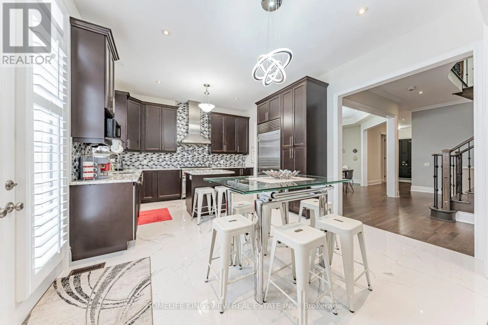 61 ROSS VENNARE CRESCENT