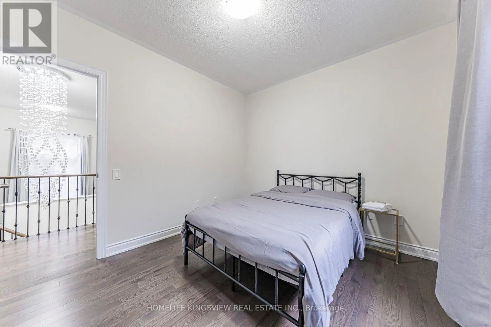 61 ROSS VENNARE CRESCENT