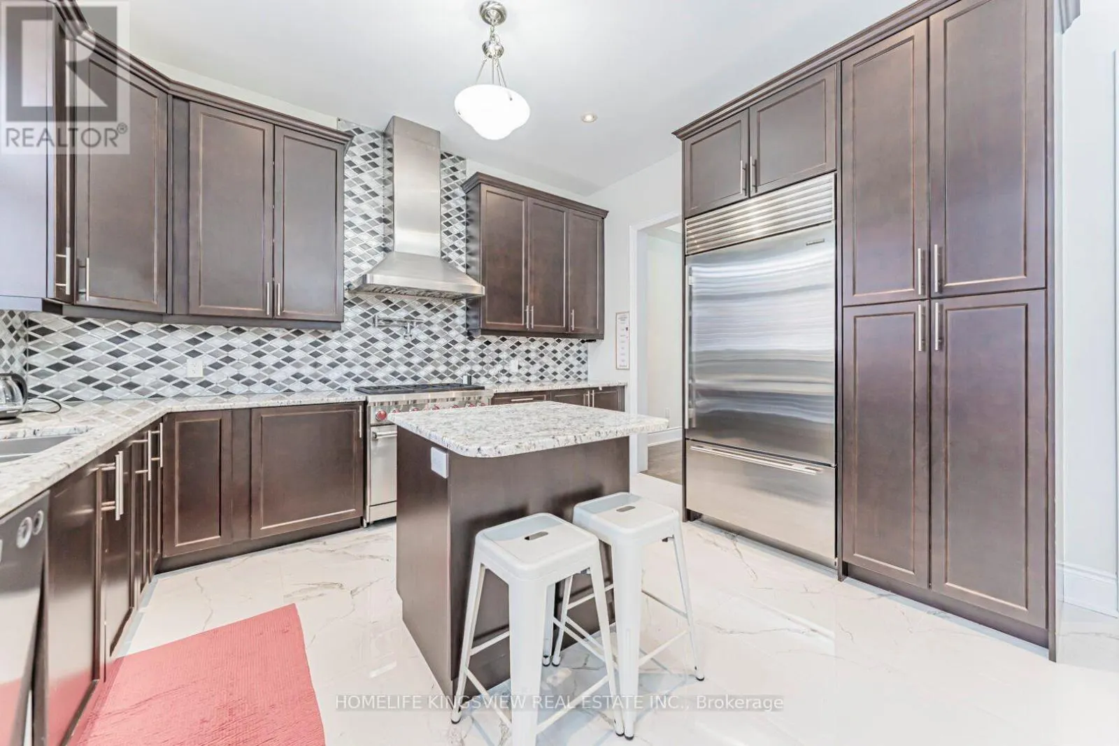 61 ROSS VENNARE CRESCENT