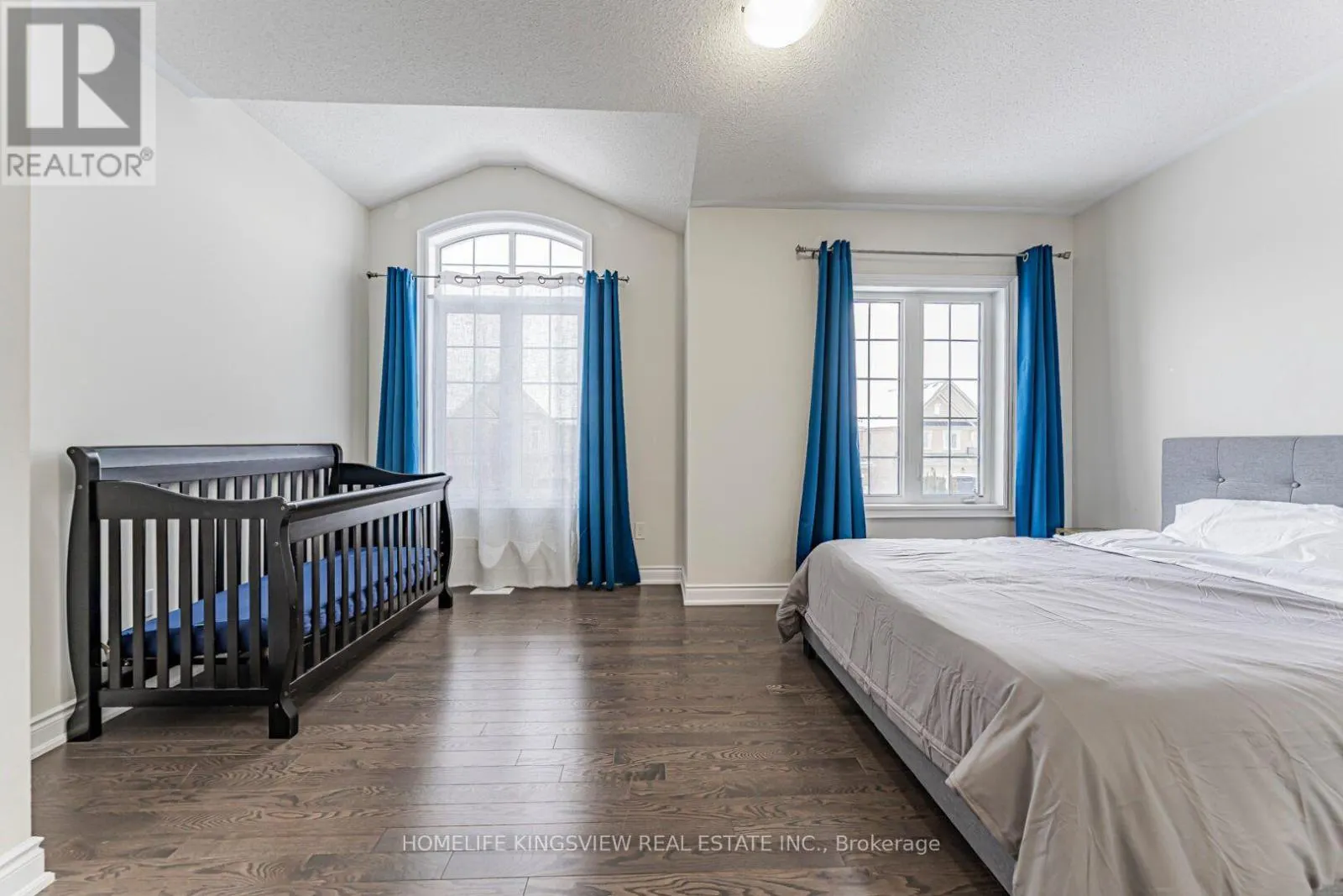 61 ROSS VENNARE CRESCENT