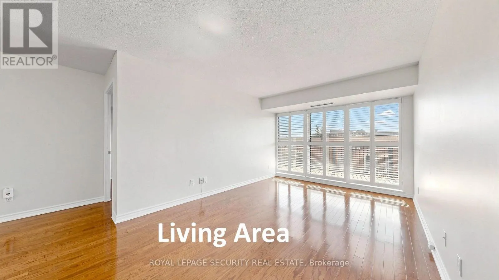 406 - 8026 KIPLING AVENUE