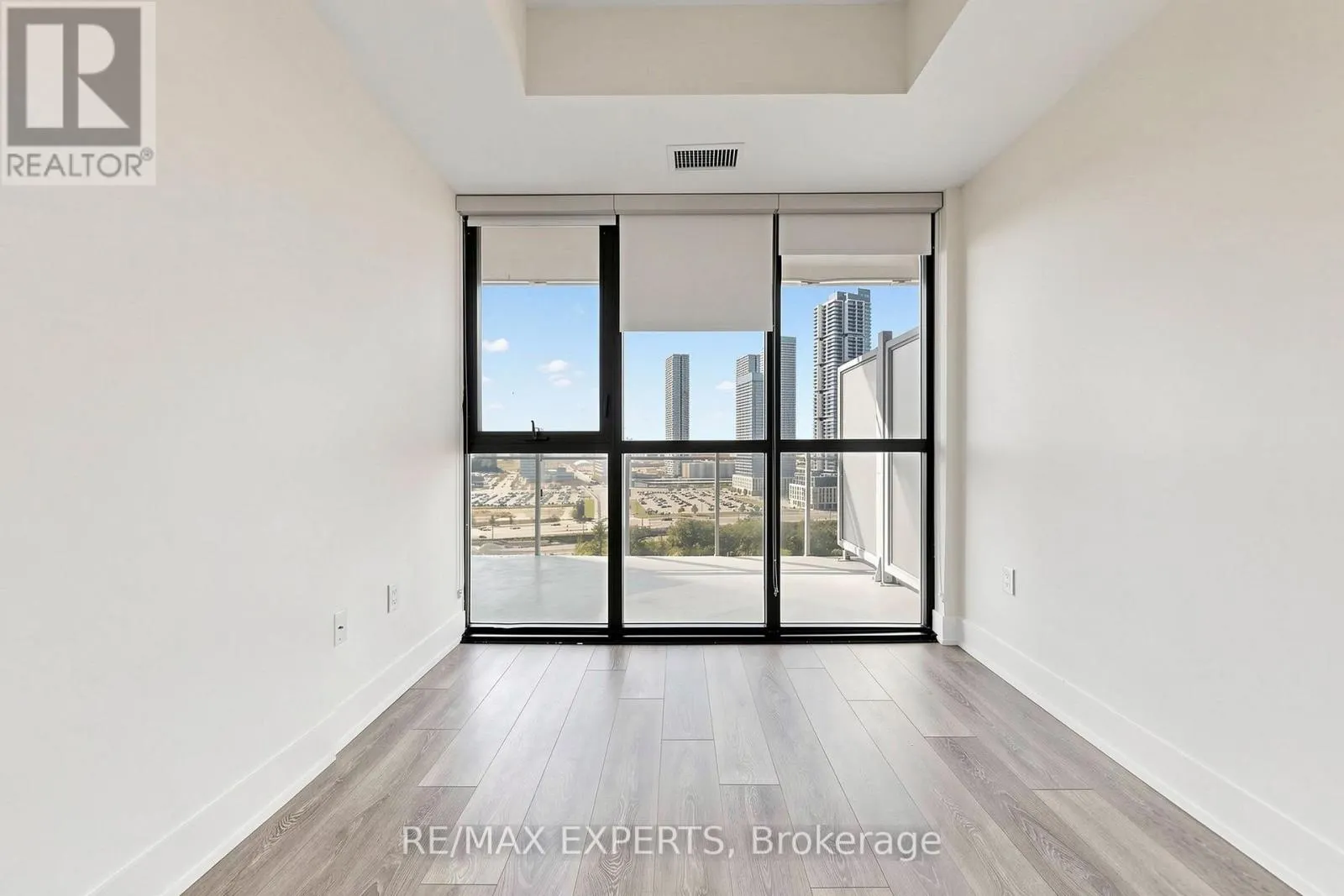 1505 - 2916 HIGHWAY 7 ROAD