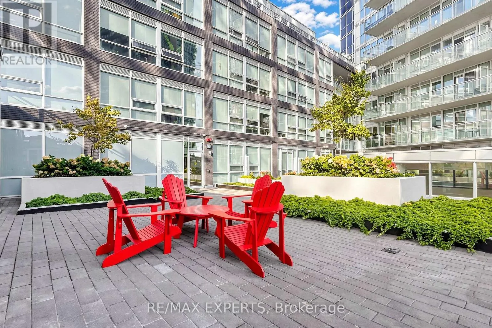1505 - 2916 HIGHWAY 7 ROAD