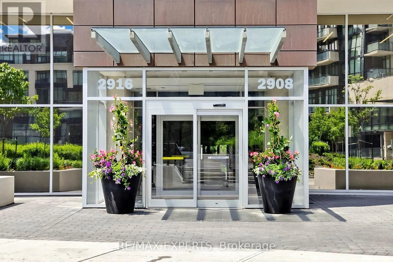 1505 - 2916 HIGHWAY 7 ROAD