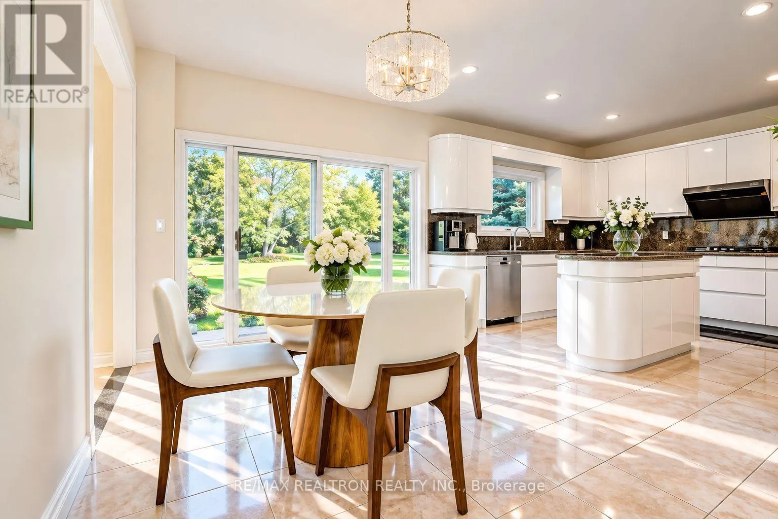 8 COUNTRY HEIGHTS DRIVE