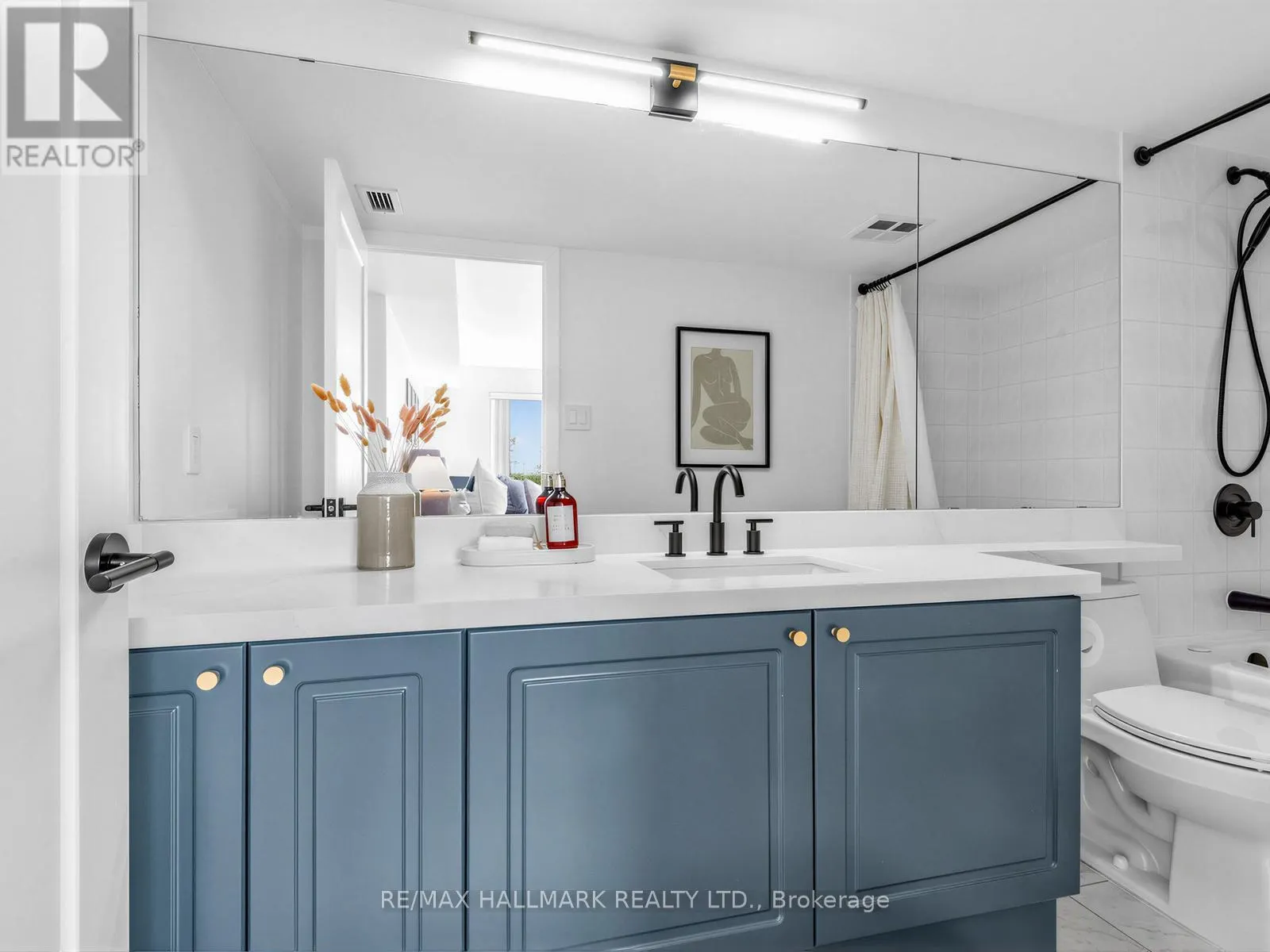 1102 - 399 SOUTH PARK ROAD