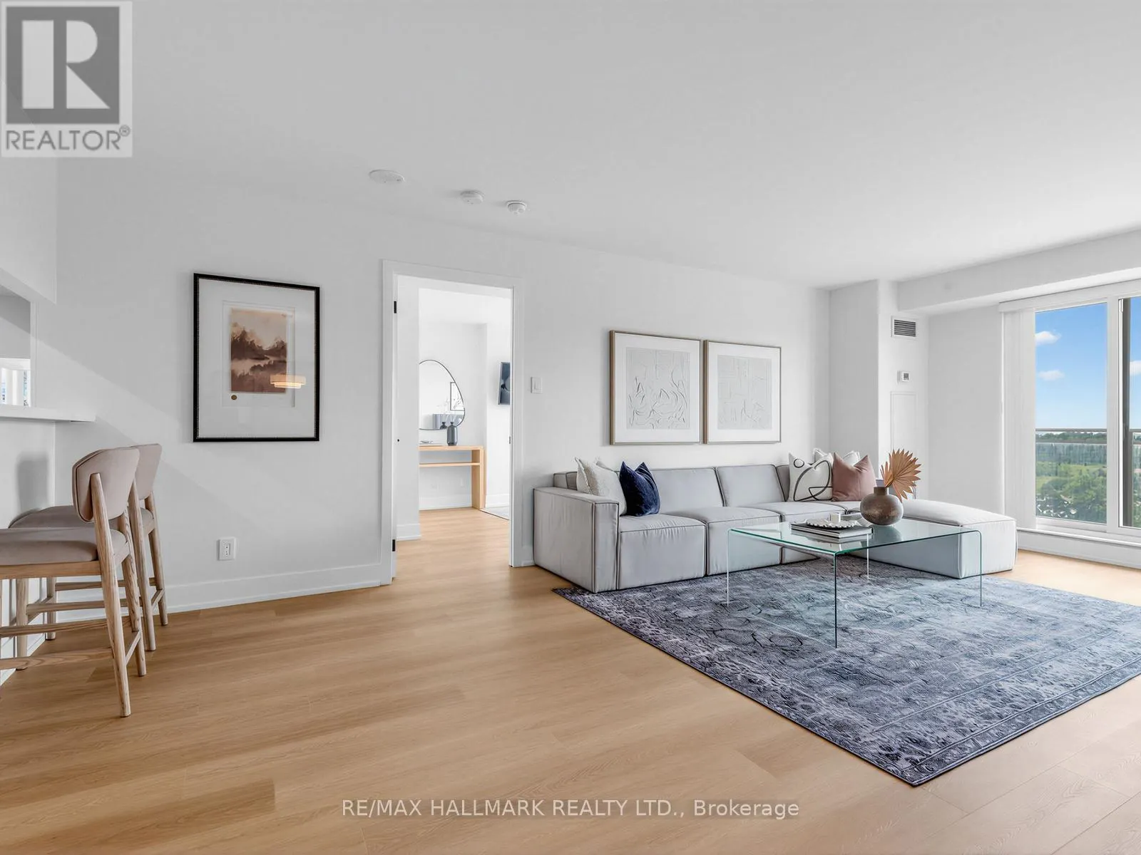 1102 - 399 SOUTH PARK ROAD