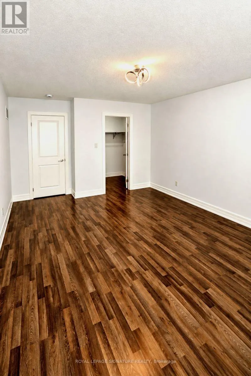 165 WAGNER CRESCENT