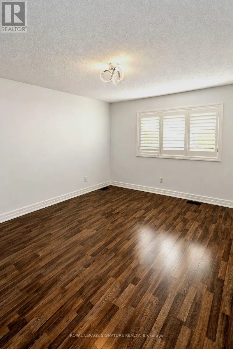 165 WAGNER CRESCENT