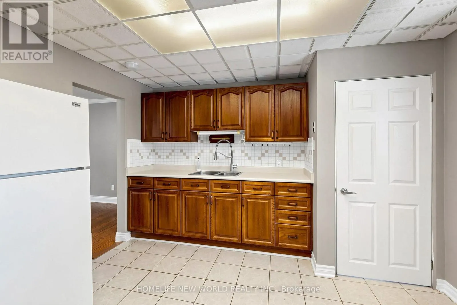MAIN - 65 WALTER AVENUE