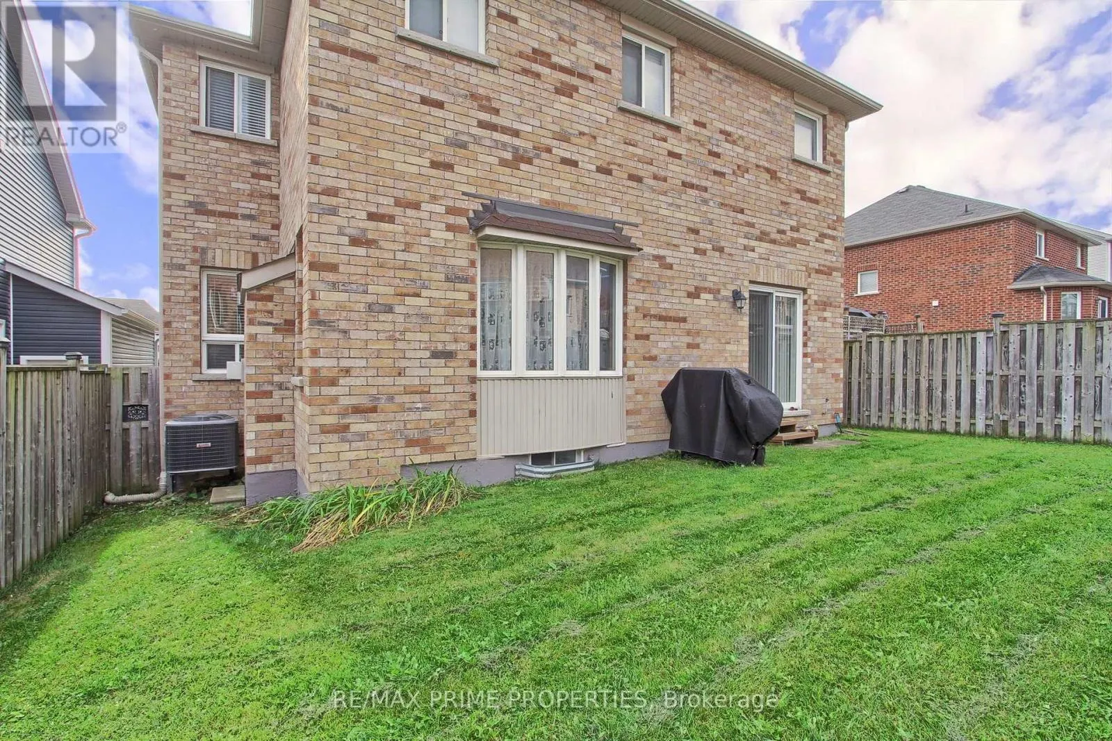 64 IAN DRIVE