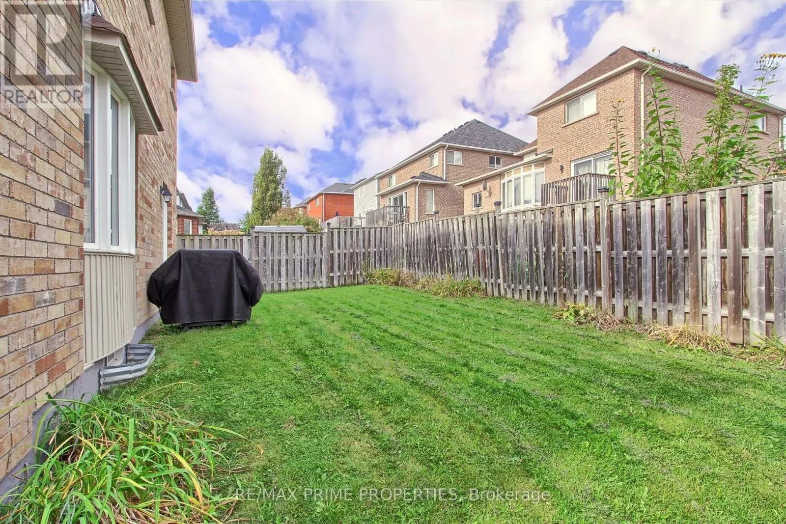 64 IAN DRIVE
