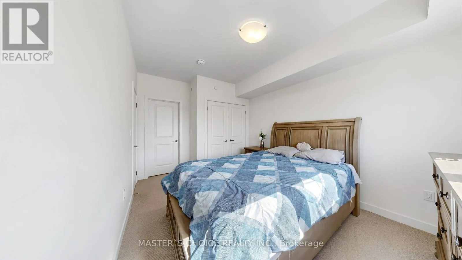 1404 - 56 ELIZABETH STREET