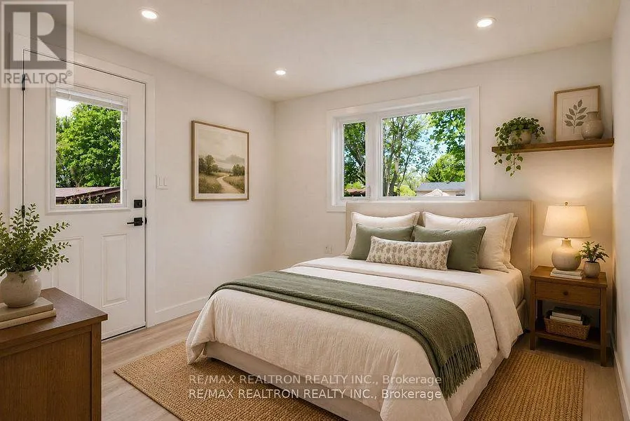 41 TREFOIL DRIVE