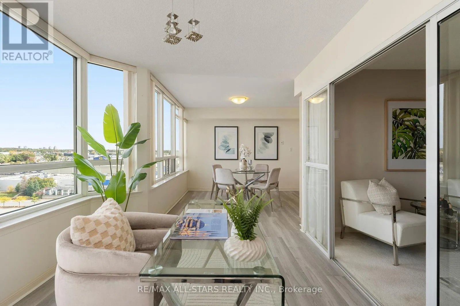 1102 - 610 BULLOCK DRIVE