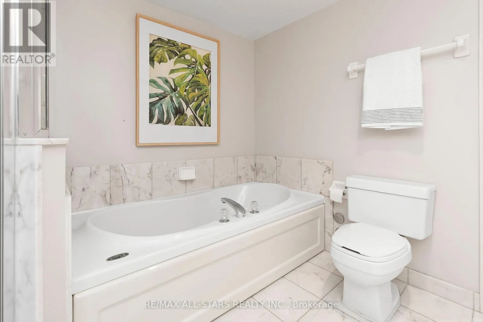 1102 - 610 BULLOCK DRIVE