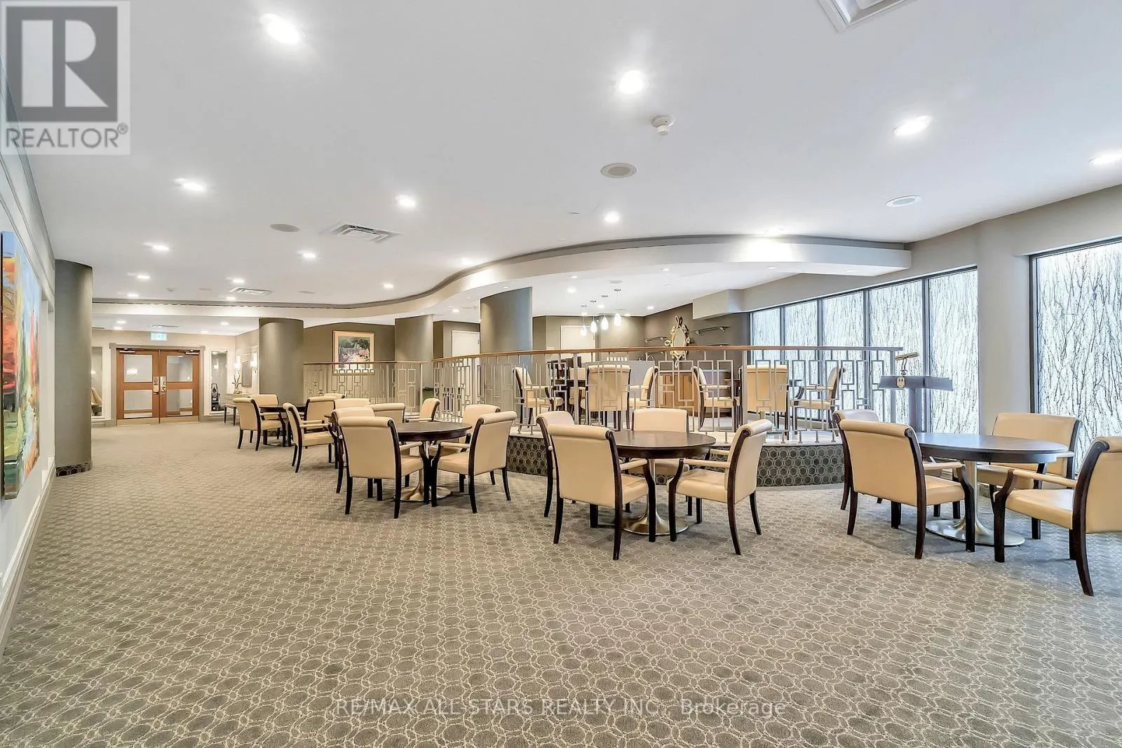 1102 - 610 BULLOCK DRIVE