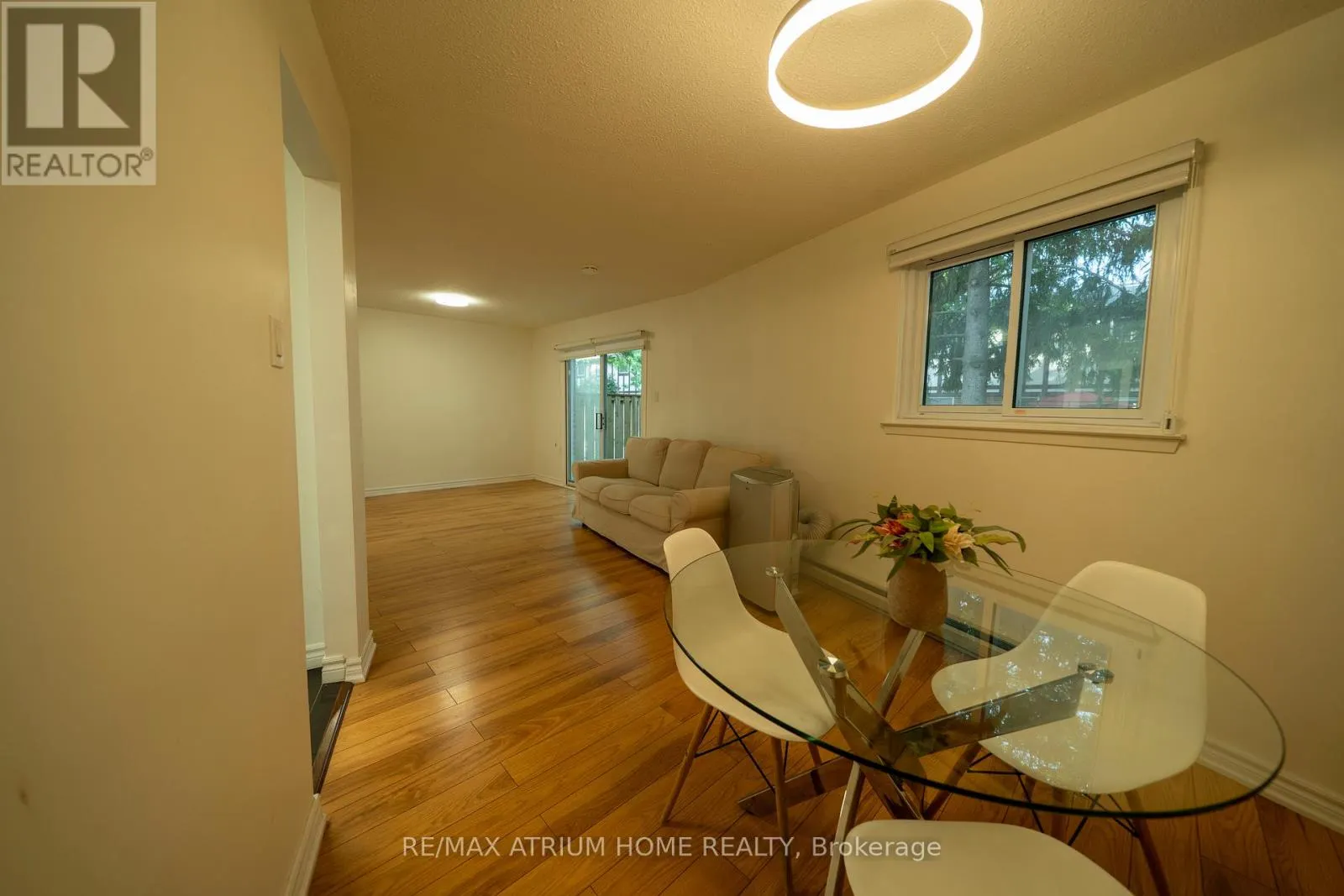 38 REITH WAY