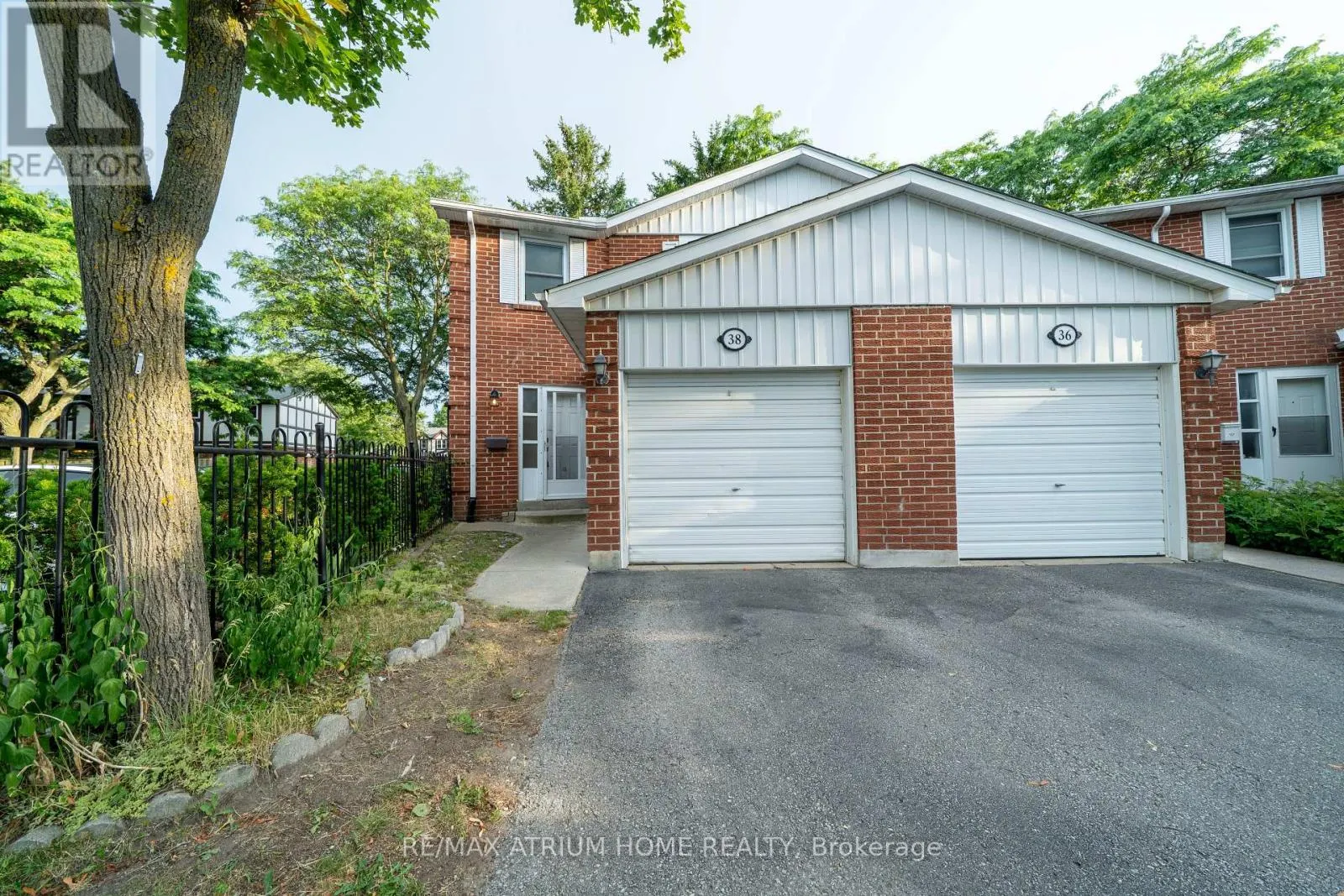 38 REITH WAY