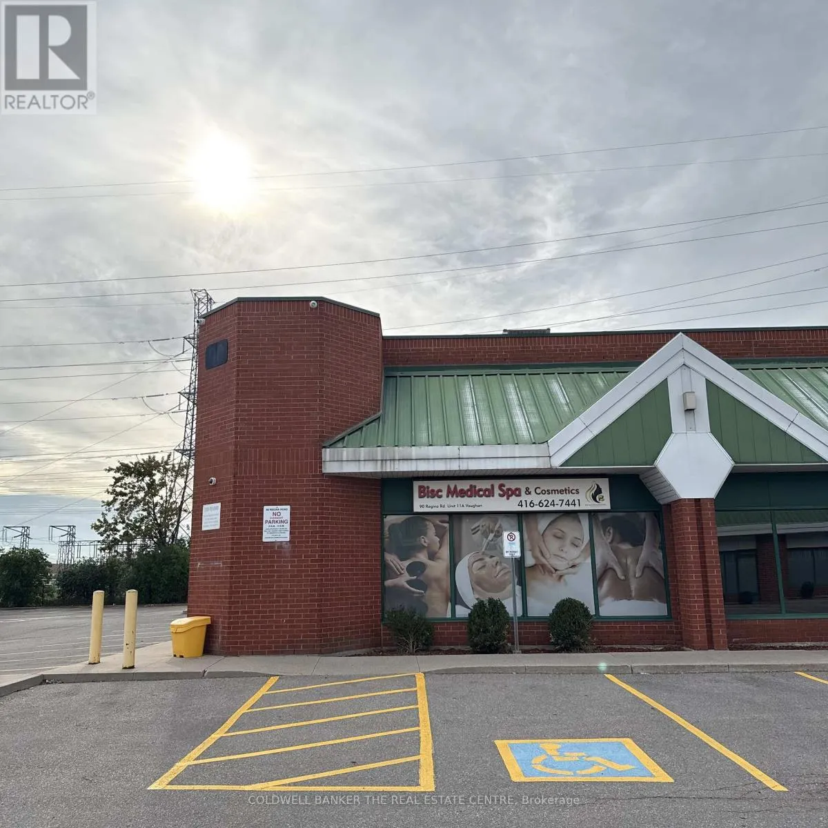 11A - 90 REGINA ROAD