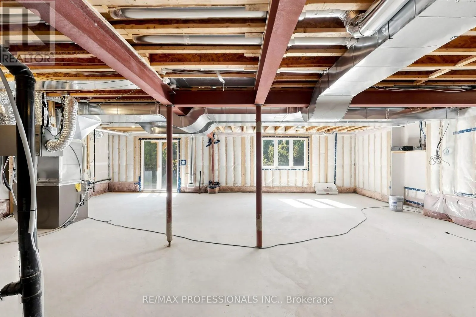 1450 DAVIS LOOP