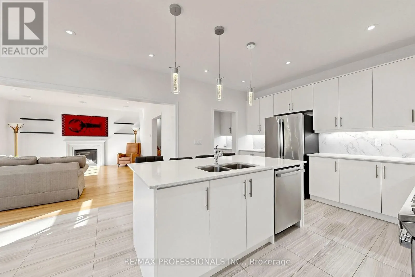 1450 DAVIS LOOP