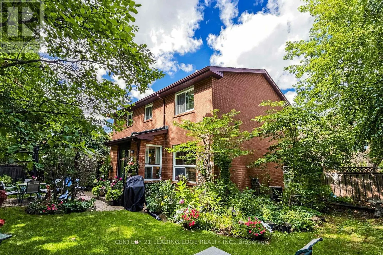 76 TILMAN CIRCLE