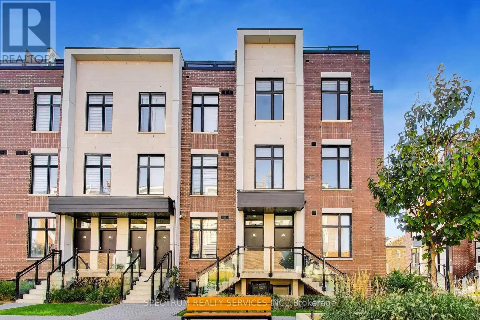 224 - 9560 ISLINGTON AVENUE