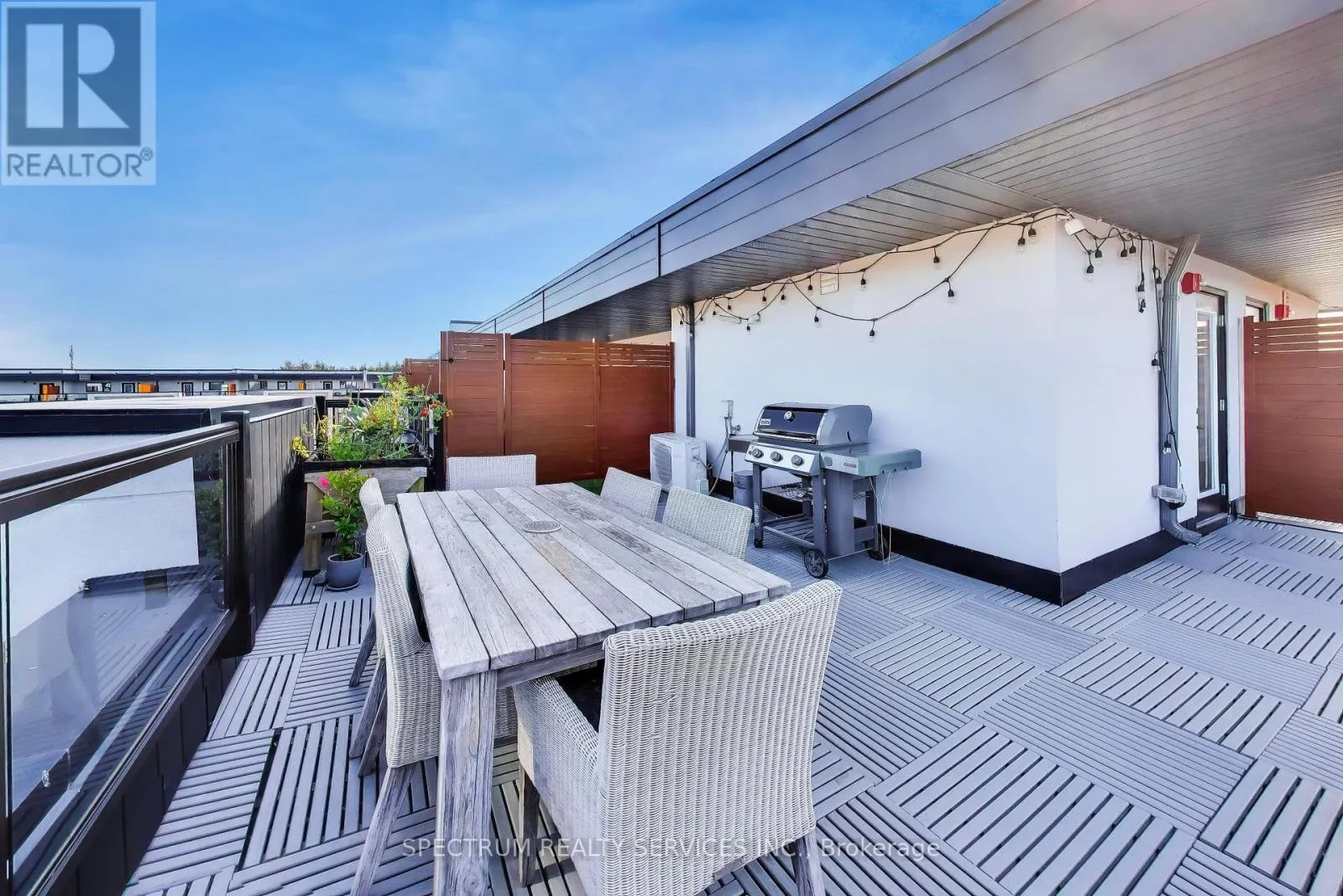 224 - 9560 ISLINGTON AVENUE
