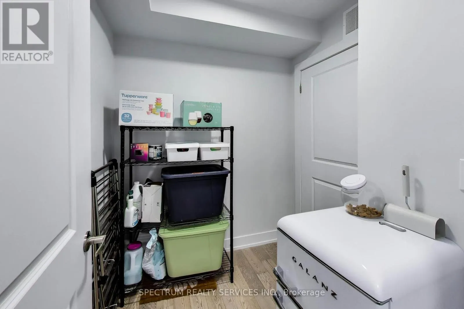 224 - 9560 ISLINGTON AVENUE