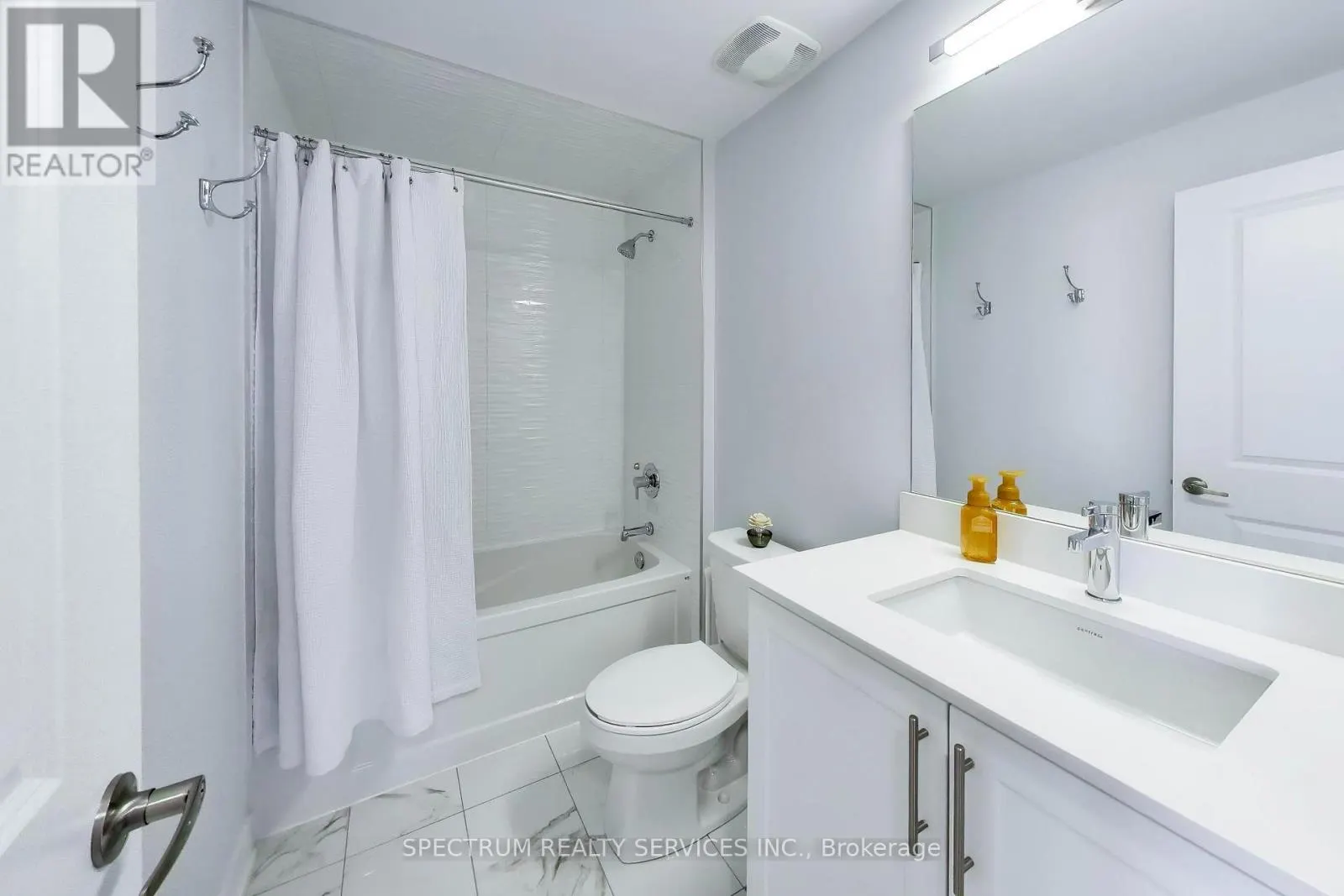 224 - 9560 ISLINGTON AVENUE