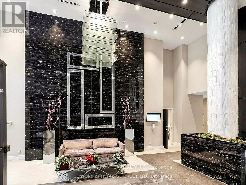 304 - 9205 YONGE STREET NE