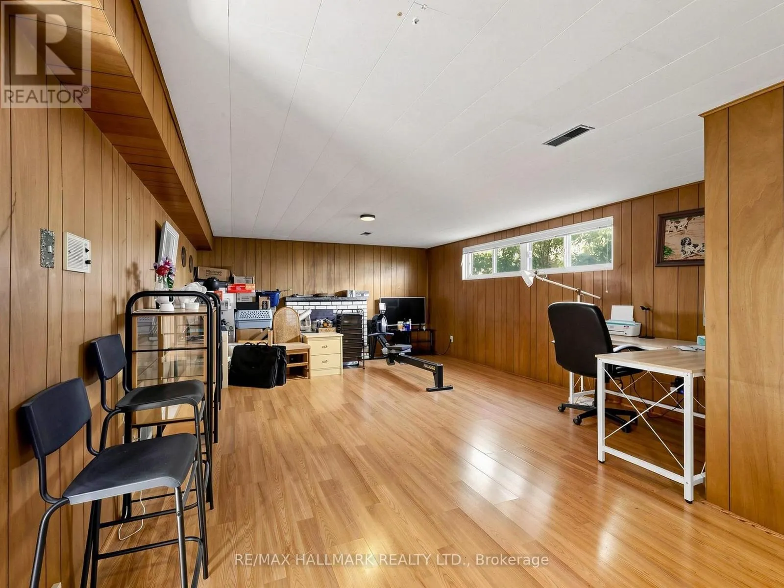 4 MULTIFLORA PLACE