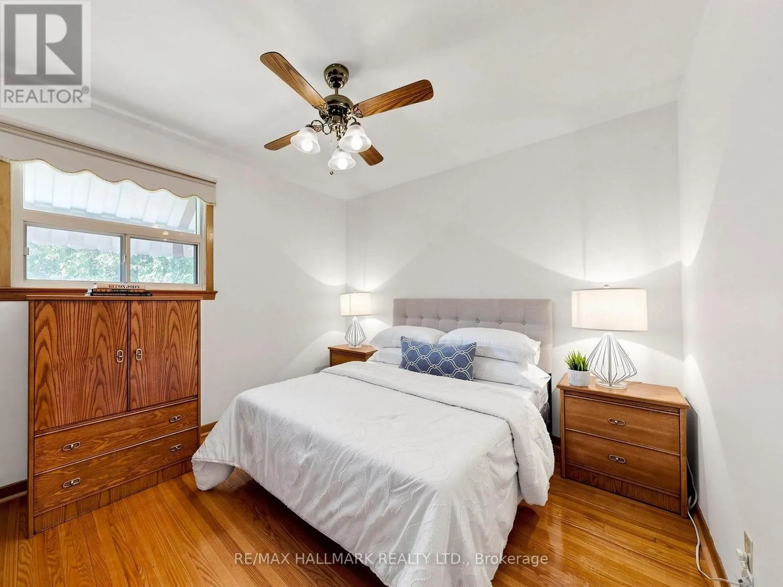 4 MULTIFLORA PLACE
