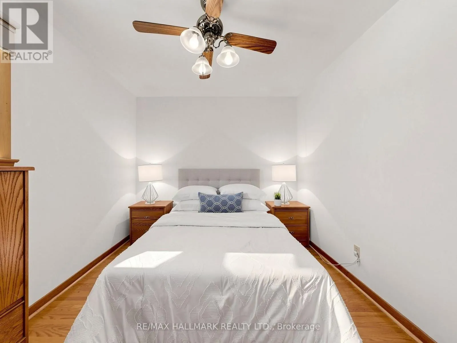4 MULTIFLORA PLACE