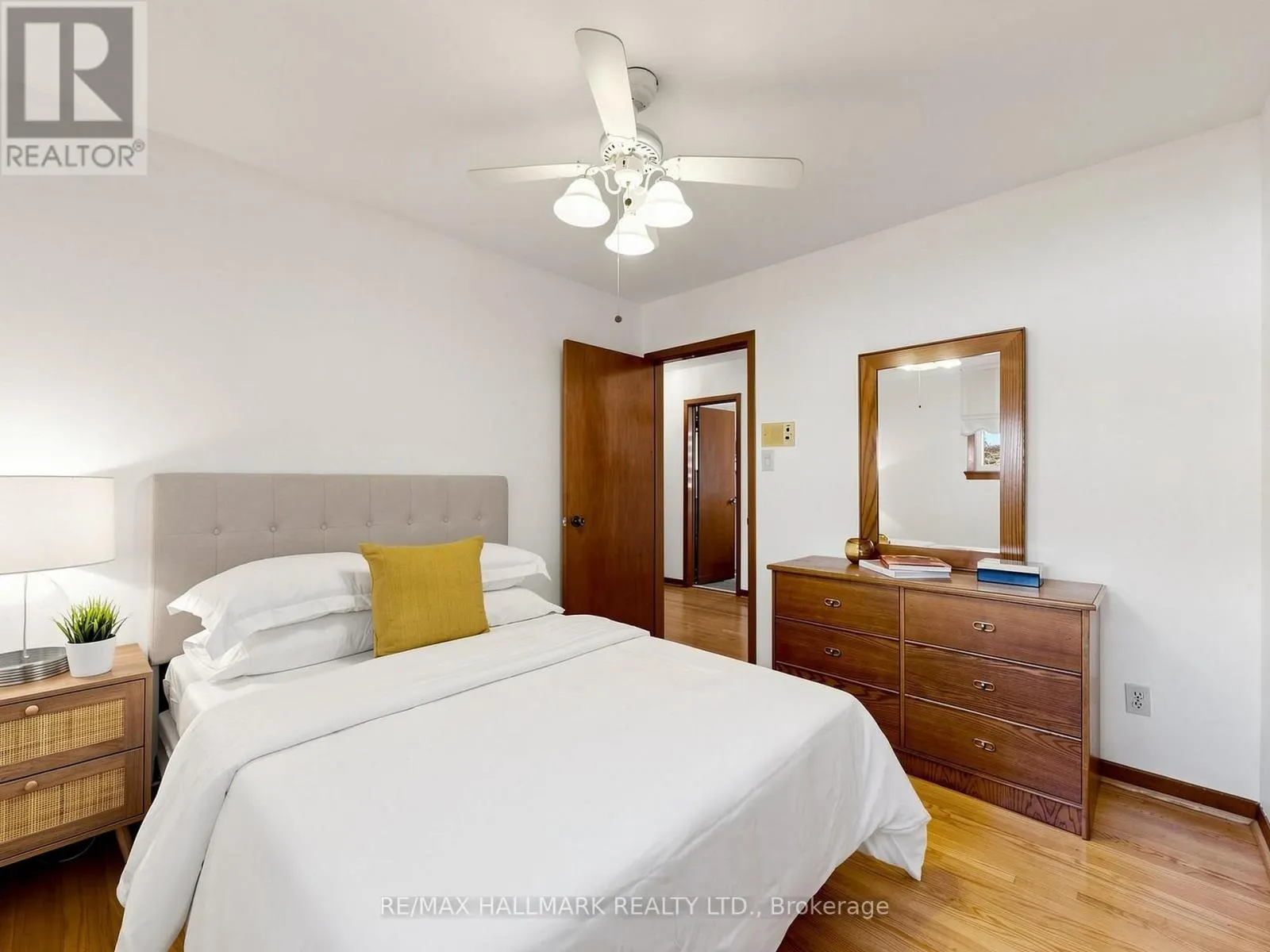 4 MULTIFLORA PLACE