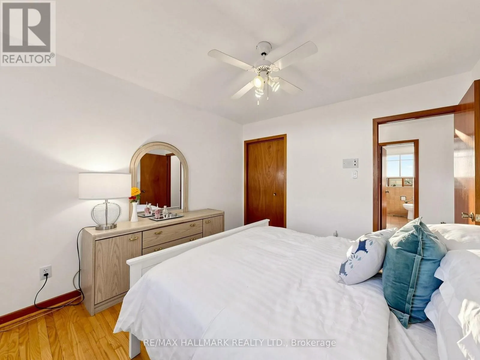 4 MULTIFLORA PLACE
