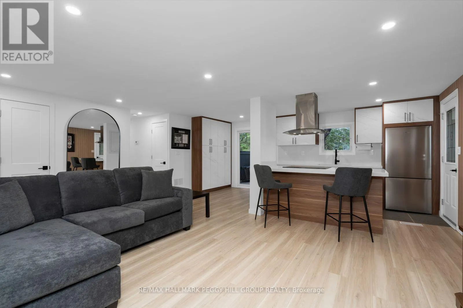 15 CHERRYWOOD LANE