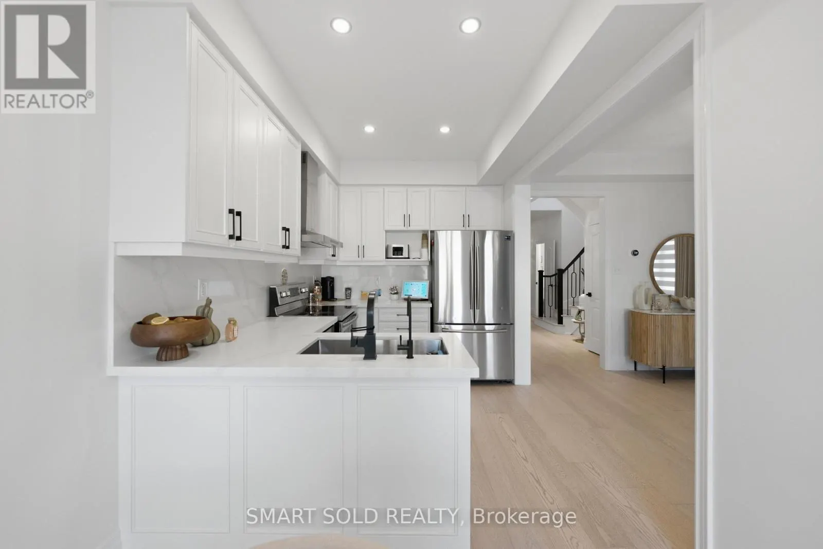 24 ANDES CRESCENT