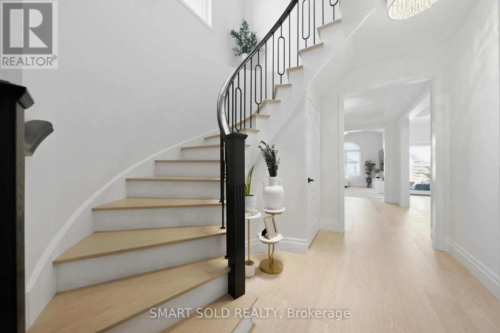 24 ANDES CRESCENT