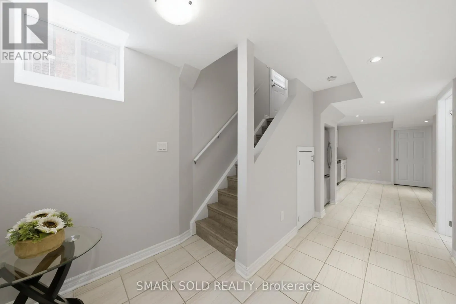 24 ANDES CRESCENT