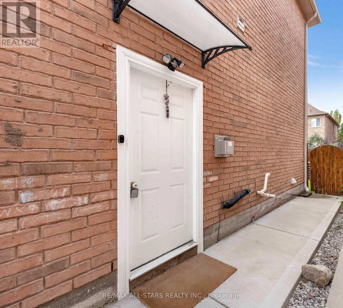 93 ARCO CIRCLE